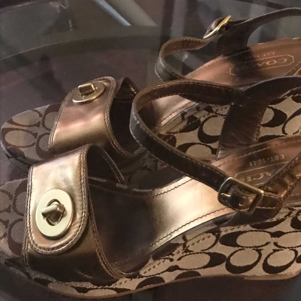 Coach shoes - Picture 2 of 2